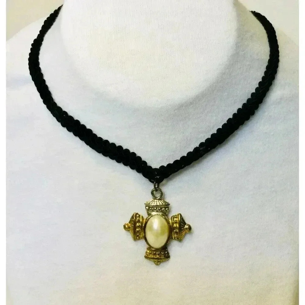 Vtg Premier Designs Unisex Gold-tone Silver‎ Two Tone Cross Pendant Necklace OS